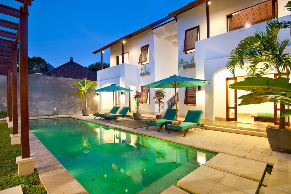 Villa Amalia Legian Buitenkant foto